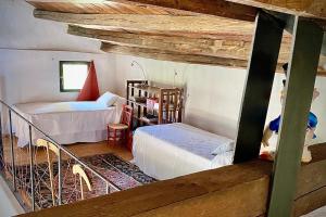 Esclusiva villa con piscina tra gli ulivi