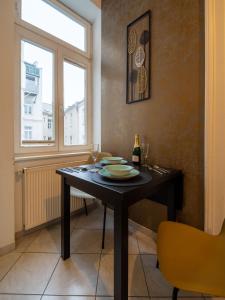 Studio with Kitchen near Naschmarkt & U4 Metro