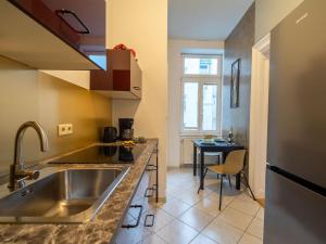 Studio with Kitchen near Naschmarkt & U4 Metro