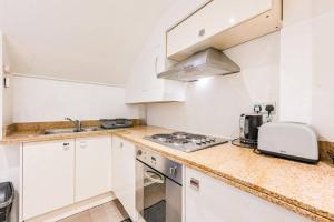 Studio flat in Earls Court