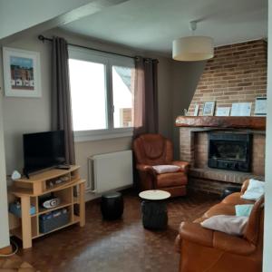 MD 52 - Élégante Maison avec Terrasse