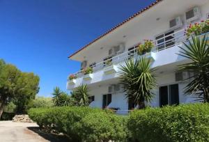 Asterias Bay-Theologos