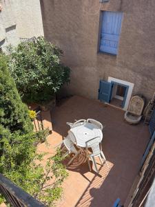 Maison de village à Lumio avec terrasses, vue mer et montagne 8-10 personnes