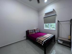 Heza Twin 1&2 - Karaoke, Pool & BBQ