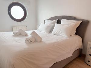 Villa Éléonore - Piscine privée, 5 chambres, proche centre, parking by Maison ACG