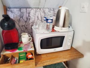 Chambre indépendante tout confort avec douche et WC privés