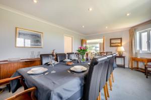6 Bed in Padstow oc-p00006