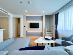 Duplex Cala 1BR FamilyPoolsGym Shuttle