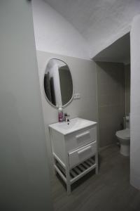 Alojamientos Cuevas Pinomojon