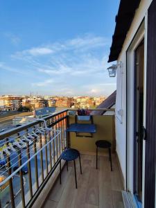 Elegant Seafront Apartment in Ostia | Beach Access