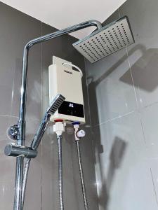 Modern 1BR Condo in Makati Netflix WiFi