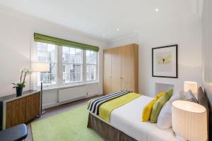 Chelsea - Draycott Place by Viridian Apartments