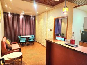 J&G Royal Stay- A Boutique Hotel