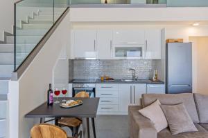 Philip Seafront Suite!