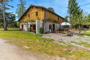 Traditional House In The Gascogne Forest