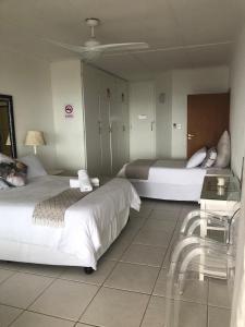 76 Eden Dunes Beachfront Apartment - Shelly Beach