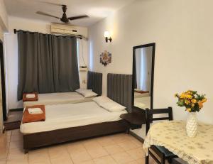 Welkin stays - Private Poolside Apartment with Kitchen near Calangute Beach