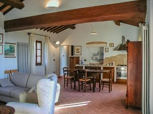 Stone House Apartment With Pool In Tuscan Hills