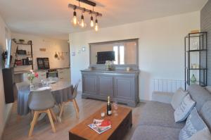 Appartement près du port centre et plage - Vue mer