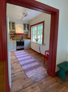 Wooden Cabin By A Beautiful Lake Near Vättern