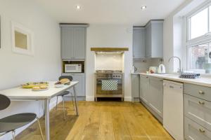 3 Bed in Holt oc-f34876