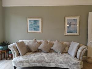 5 Bed in Seaview oc-n33058