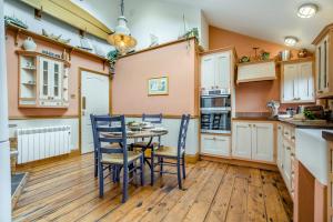 2 Bed in Widemouth Bay oc-s34972