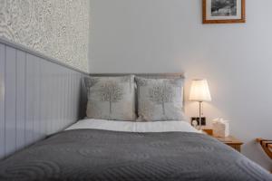 The Black Swan Inn