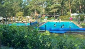 Recreatiepark Klein Zwitserland - Trekkershut