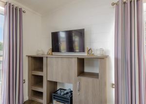 Woodside Bay Lodge Retreat