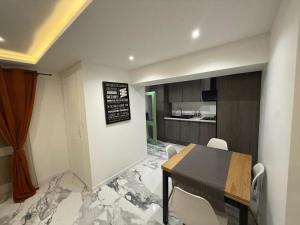 Melrose Loft with master suite