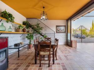 Beautiful villa with private pool in Baena – 221 m²