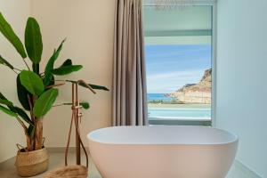 Amadores View - Adults only