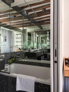 Boutique Hotel de la Place des Vosges