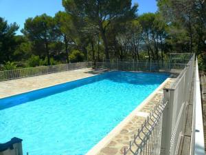 BO130-S215 Appt 3 pièces 4 couchages BORMES LES MIMOSAS