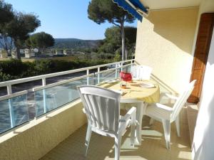 BO130-S215 Appt 3 pièces 4 couchages BORMES LES MIMOSAS