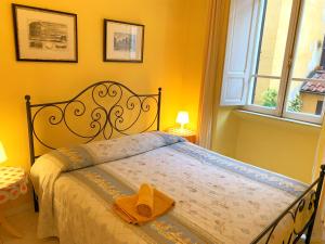 Colosseum View 2BR Apartment Sleeps 6