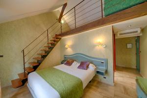 Hotels Logis Le Tadorne : photos des chambres