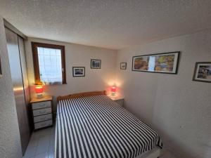 CRISTALLINES Jolie villa mitoyenne piscine proche plage Richelieu Cap dAgde