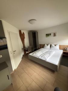 Pension SUNNSEITN - Gastronomie - Café - Weinkeller