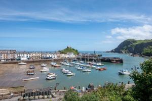 5 Bed in Ilfracombe oc-stagn