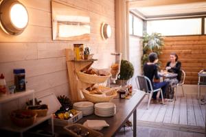 Hotels Hotel de la Plage : photos des chambres
