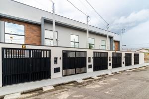 Loft Peruíbe estilo hotel-conforto a 3min da praia