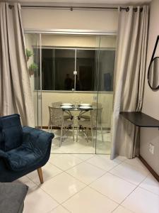 Ótimo apartamento , bem localizado, com AC, garagem