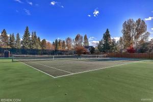 1759 Venice Drive home