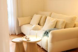 Quietude calm and bright Nice