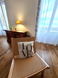 Charmante maison rénovée sur les remparts de Langres - FR-1-611-121