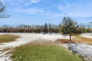 Sunset Condominiums: Golf View