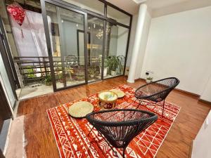 Spacious room for family in the city center