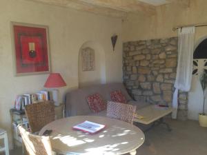 Maisons de vacances Gites Climatises Piscine Chauffee La Balancelle : photos des chambres